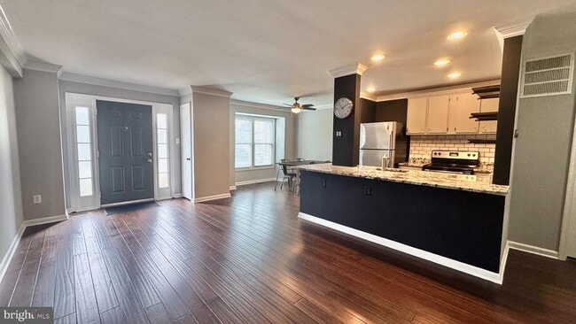 Photo - 15402 Manor House Terrace