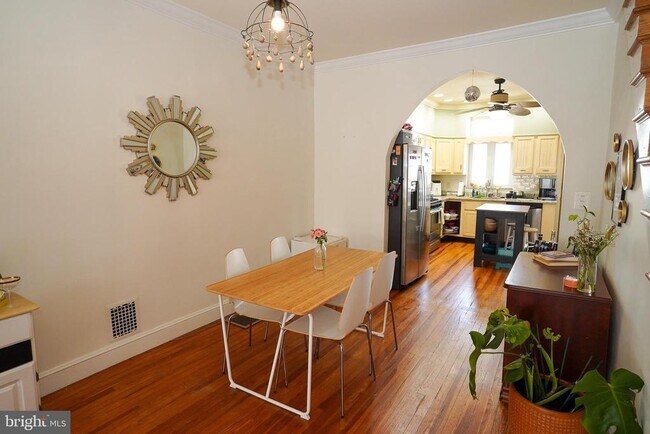 Photo - 712 S Linwood Ave