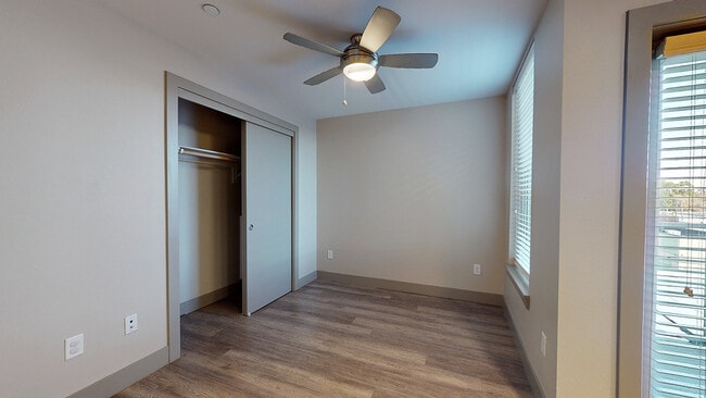 497 SF - X2 Studio 1 - X at Sloan's