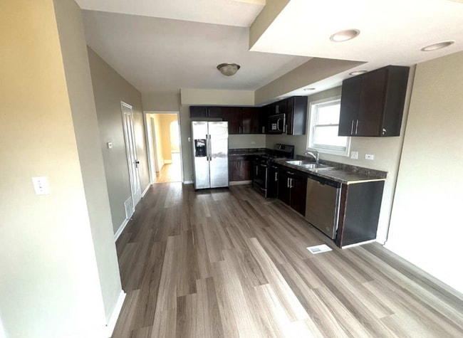 Photo - 6613 Fairfield Ave