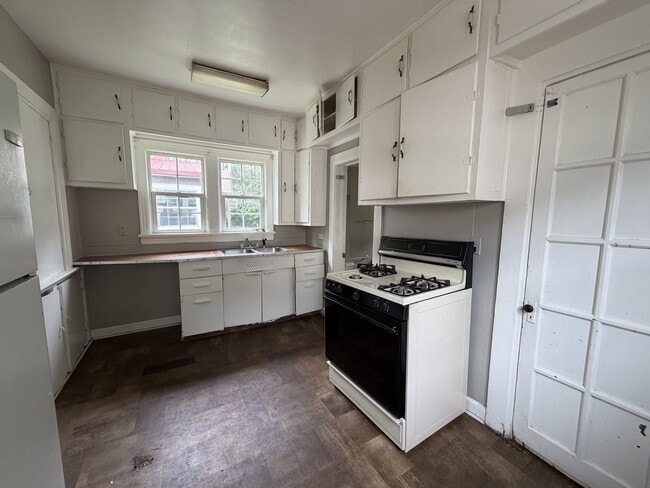 Photo - 516 W Marion St
