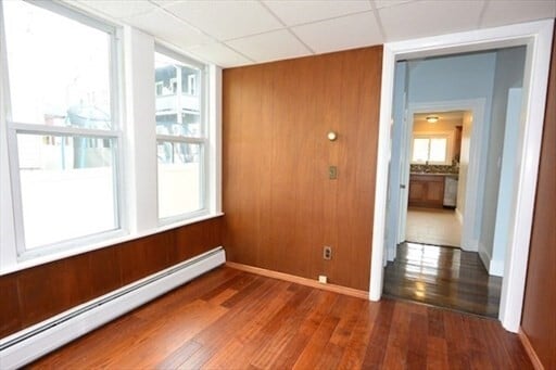 Photo - 12 Eaton St