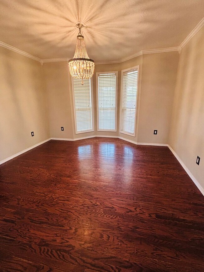 Photo - 2328 Hammond Blvd