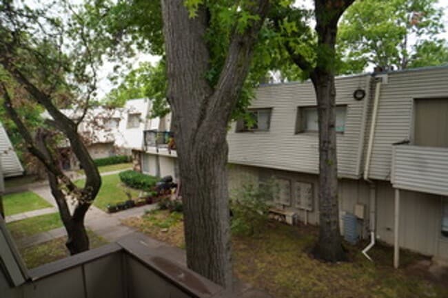 Photo - Wonderful 1-bedroom, 1.5-bath loft style c...