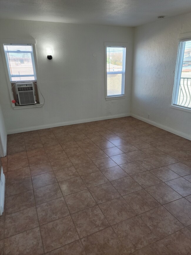 Photo - 5521 Hastings St Unidad 5521