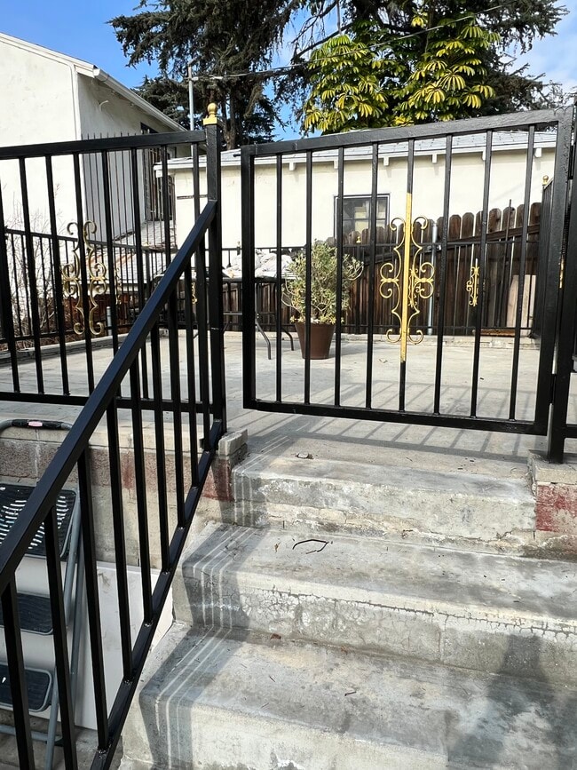 Photo - 1437 Plumas St