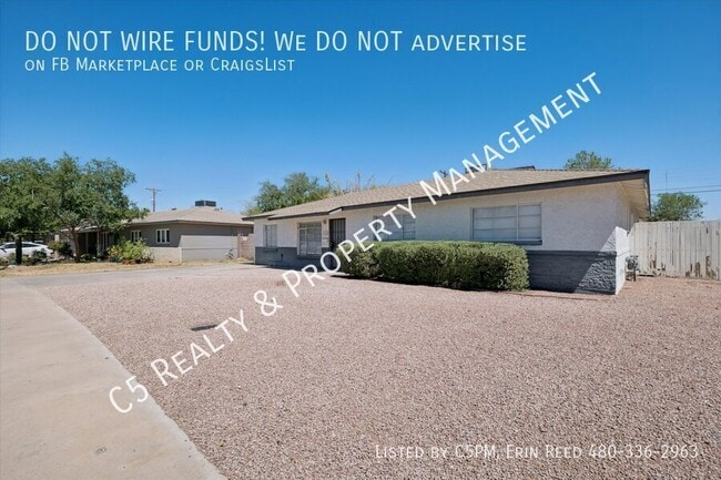 Photo - 1418 W 7th Pl