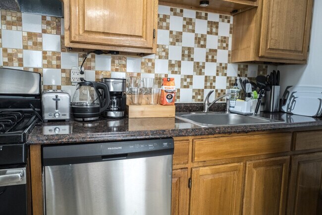 Photo - 222 E 104th St Unit SI ID1031994P
