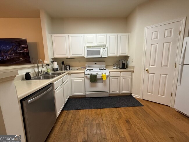 Photo - 1487 Cove Creek Cir