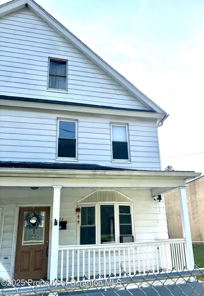 Building Photo - 1911 Luzerne St Rental