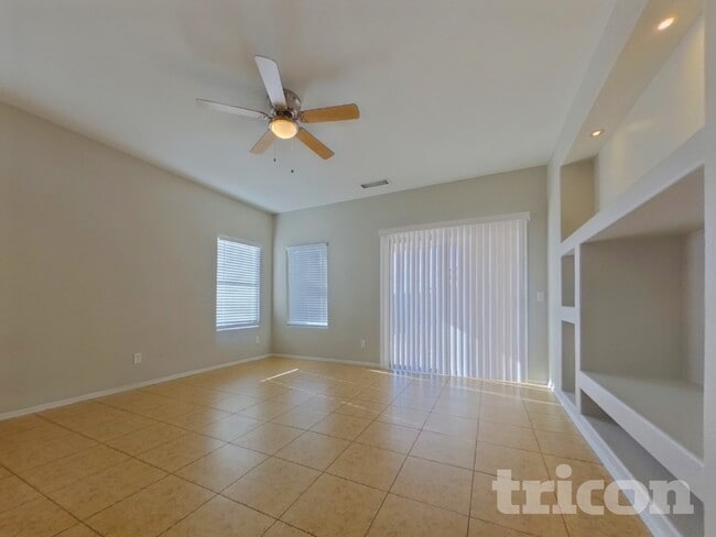 Photo - 83 5th Ave W