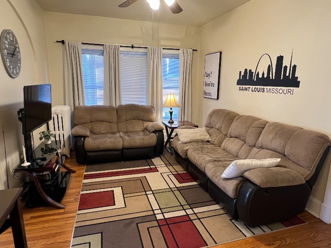 Photo - 5354 Murdoch Ave Unidad M1