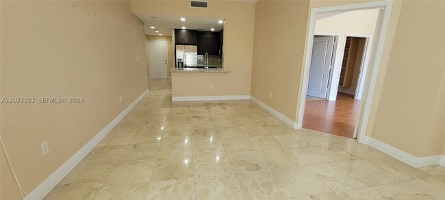 10 Aragon Ave Unit 901