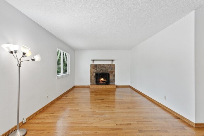 Photo - 7105 Omaha Blvd