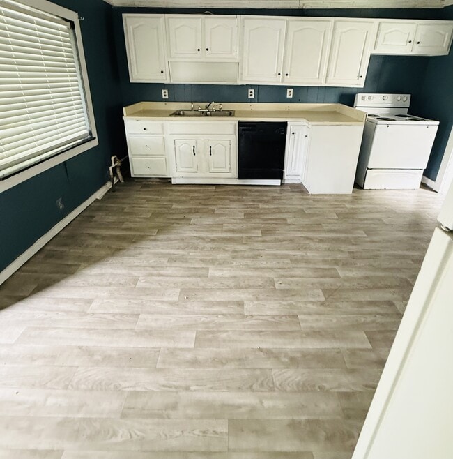 Photo - 424 S Miami Ave