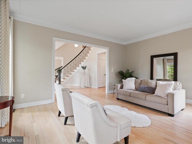 Photo - 904 Locust St