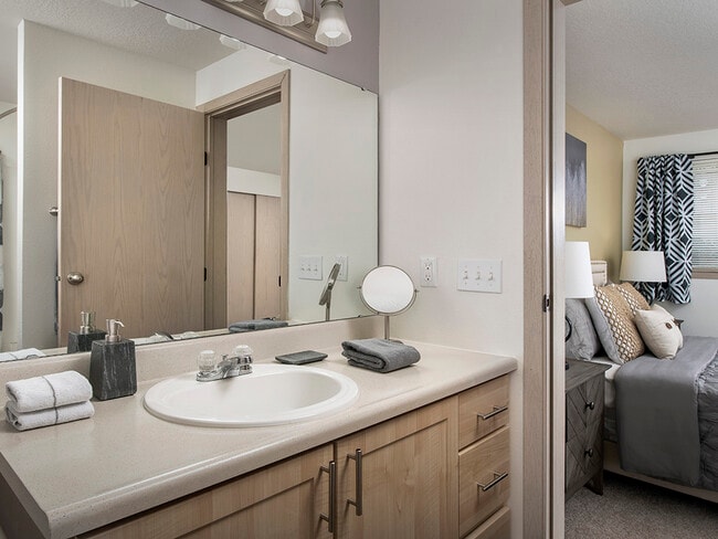 Rivergreens Apartments