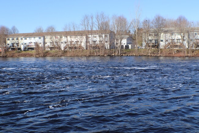 Photo - Swan Landing Apartments