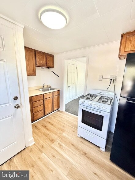 Photo - 255 Beech St