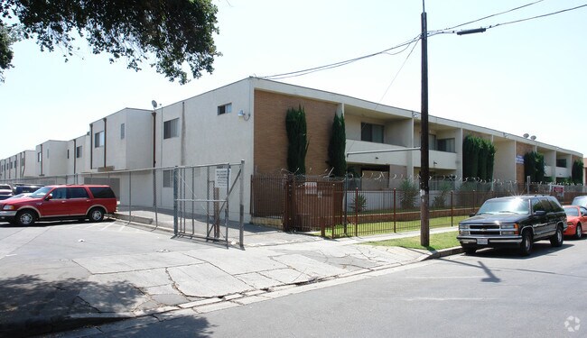 Orion Gardens Apartments - Orion Gardens Apartments