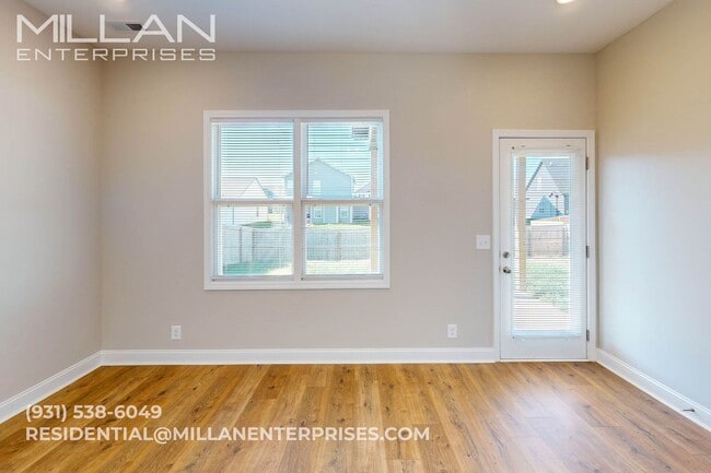 Photo - 302 Elwell Rd