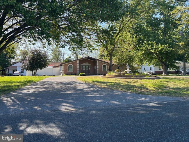 Photo - 29402 Howell Point Rd House