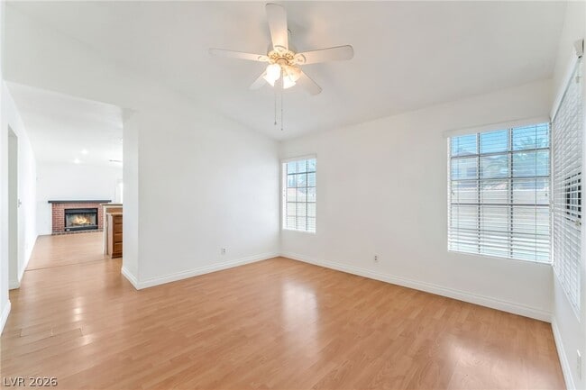 Photo - 4744 Denwood Dr