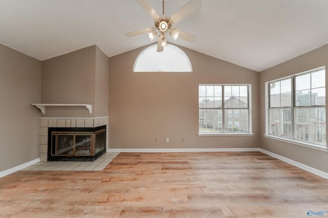 Photo - 104 Waters Edge Ln Unit 104