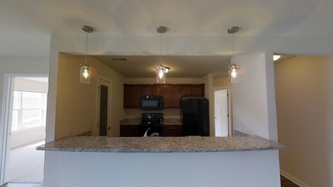 Photo - Condo Style Lower 1 Bedroom 1 Bathroom Apartment Unit 12