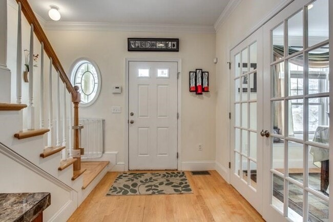 Photo - 142 Bigelow St