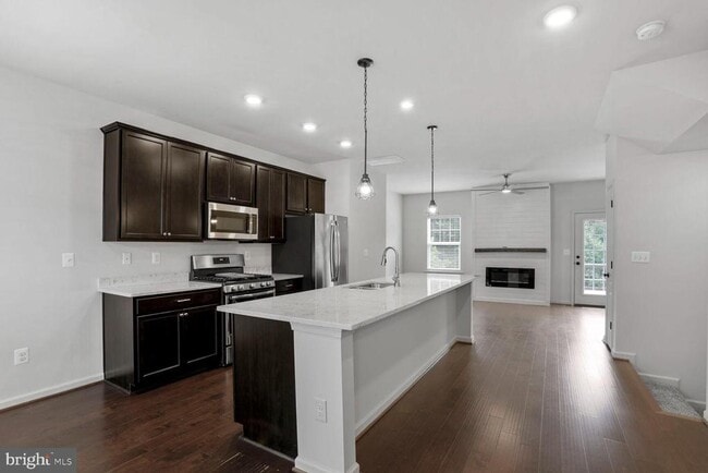 Photo - 2437 Drake Ln