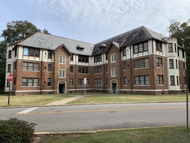 Photo - The Castle in Cloverdale Apartments