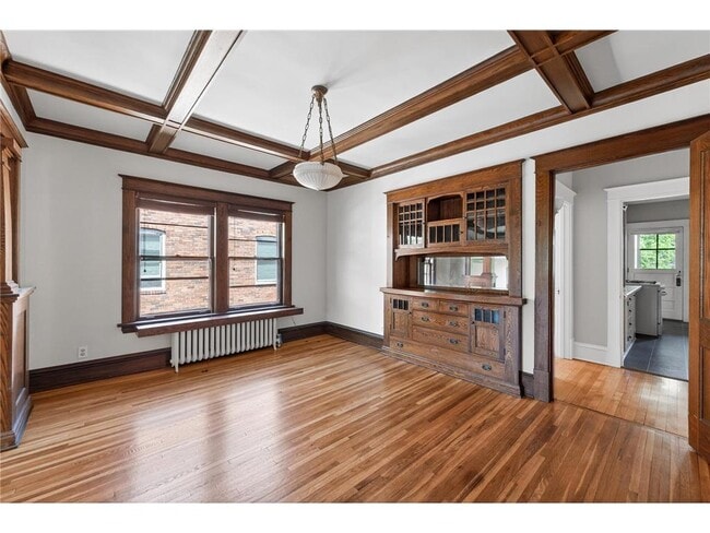 Photo - 971 Goodrich Ave