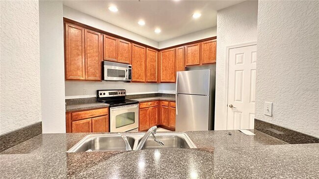 Photo - 3311 Whitestone Cir Unit 204