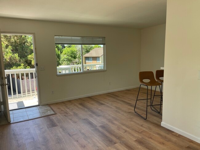 Photo - 3170 Camellia Ct Unidad C