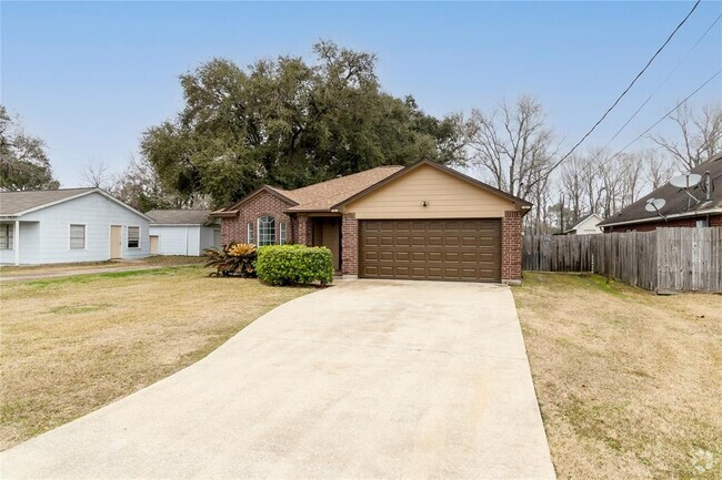 Building Photo - 1002 Cedar Bayou Rd Rental