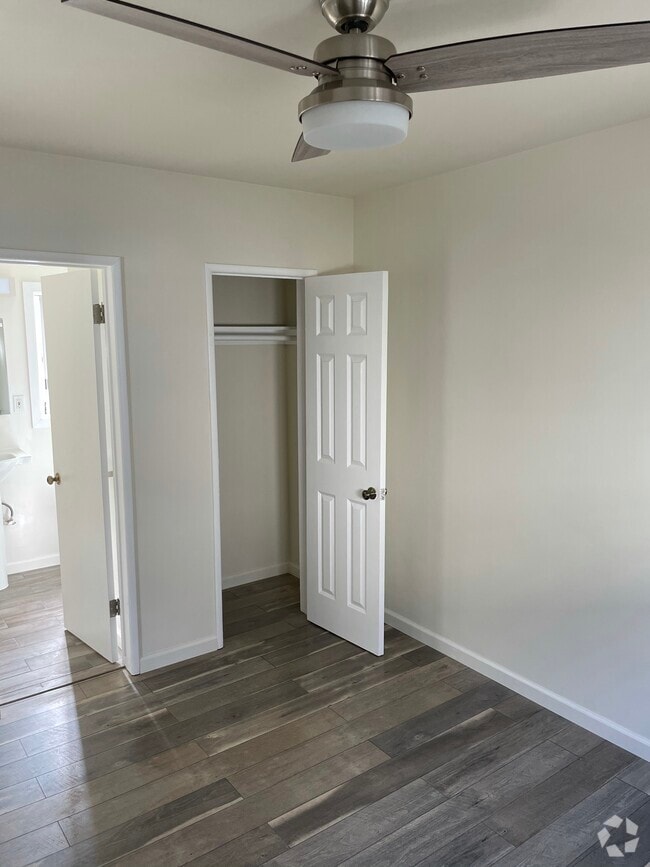 Building Photo - 5512 Inglewood Blvd Unit 5512 Rental
