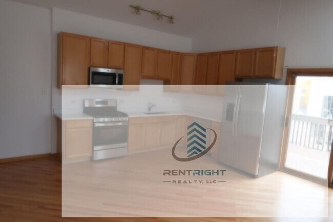 Photo - 1446 W Chicago Ave