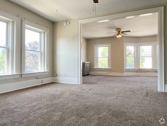 Building Photo - Penora Street Apartments Unit 4