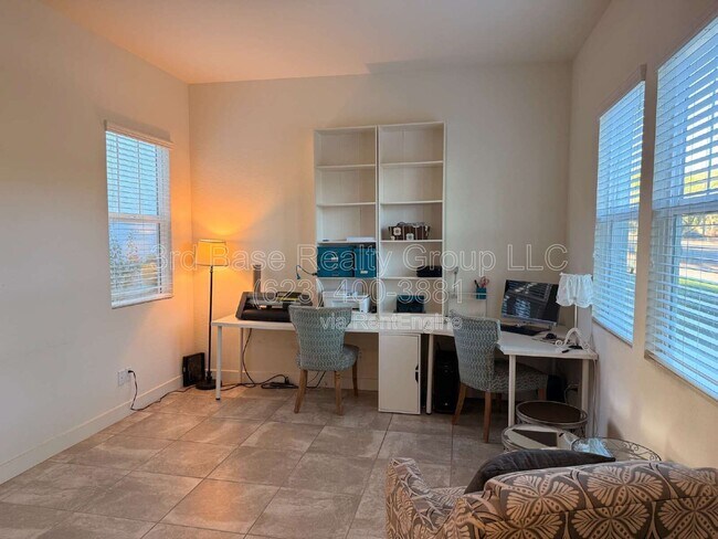 Photo - 21045 W Sunrise Ln