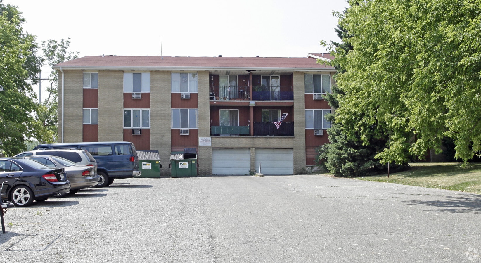 Photo - Columbia Manor