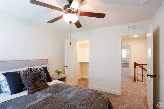 3BR, 2.5BA - 1353 SF - Clay Creek Townhomes