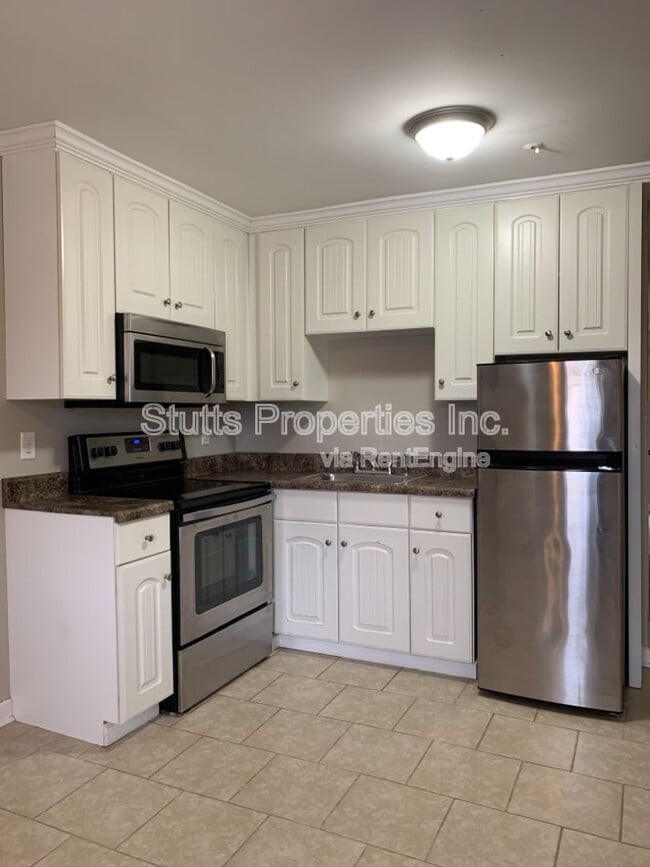 Photo - 414 Hermitage Dr Unit 3