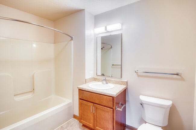 Photo - Ashton Ridge Apartments