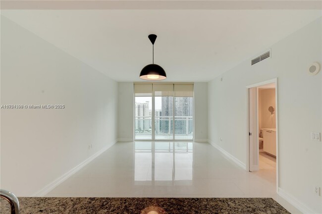 Photo - 951 Brickell Ave Condo Unit 3203