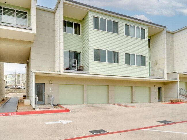 Photo - 604 N Bluff Dr Unit 210