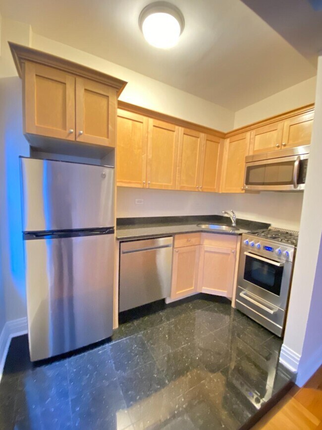 Photo - 141 E 56th St Unidad 9E