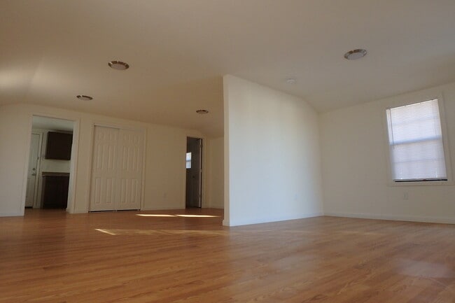 Photo - 910 S Virginia St Unit A