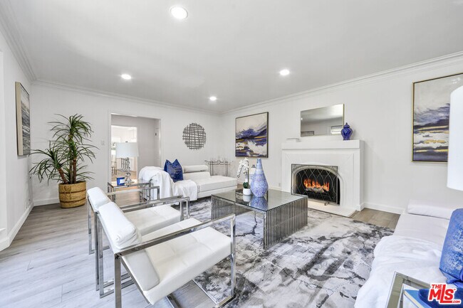 Photo - 344 S Camden Dr