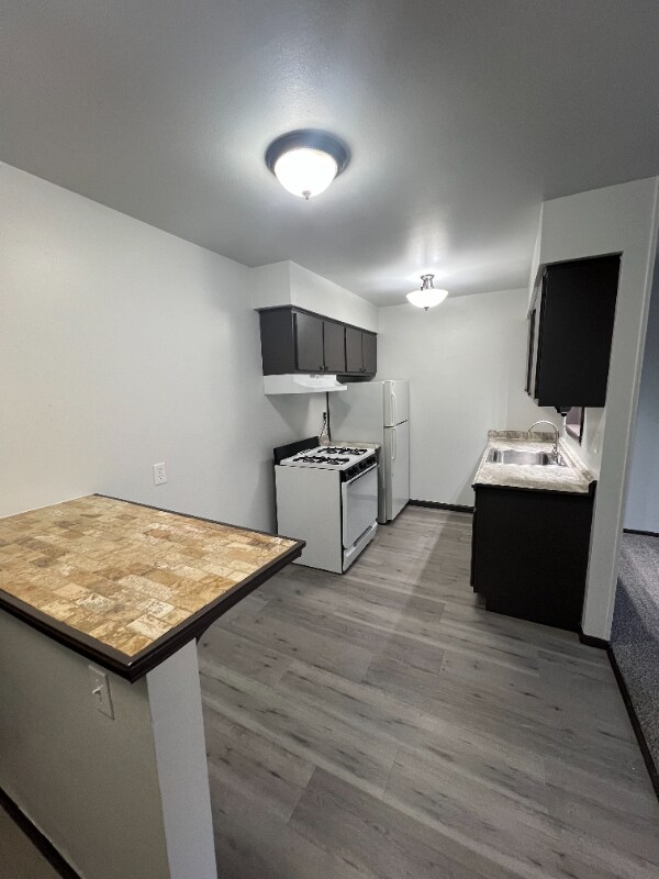 Photo - 2605 N Frederick Ave Unidad 306